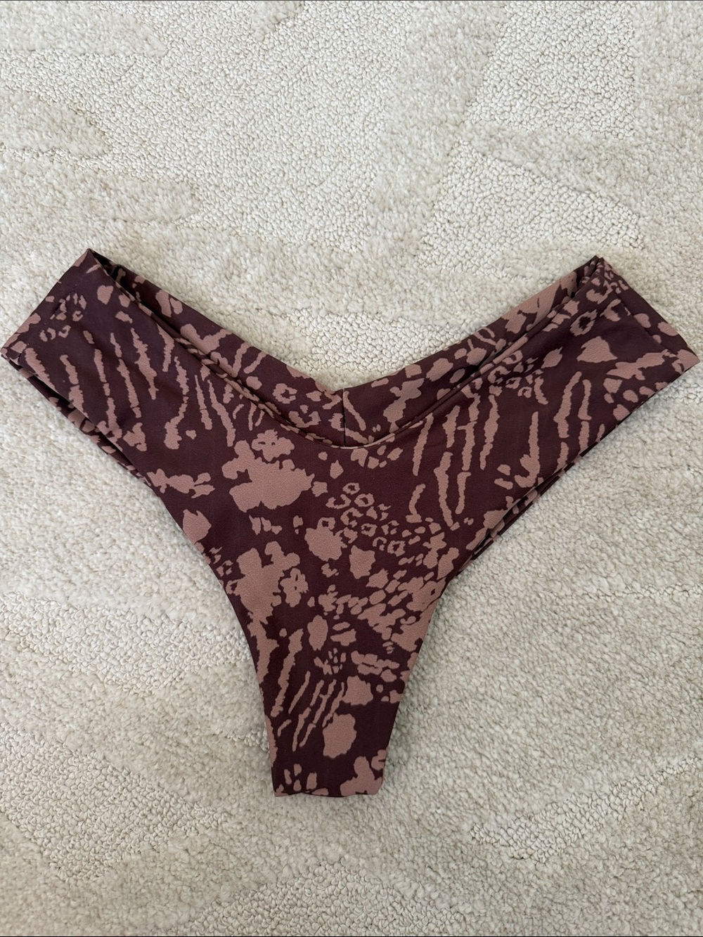 Skatie Mandi Bikini Bottom